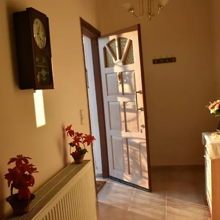 Val'S Place Mytilene Exterior photo