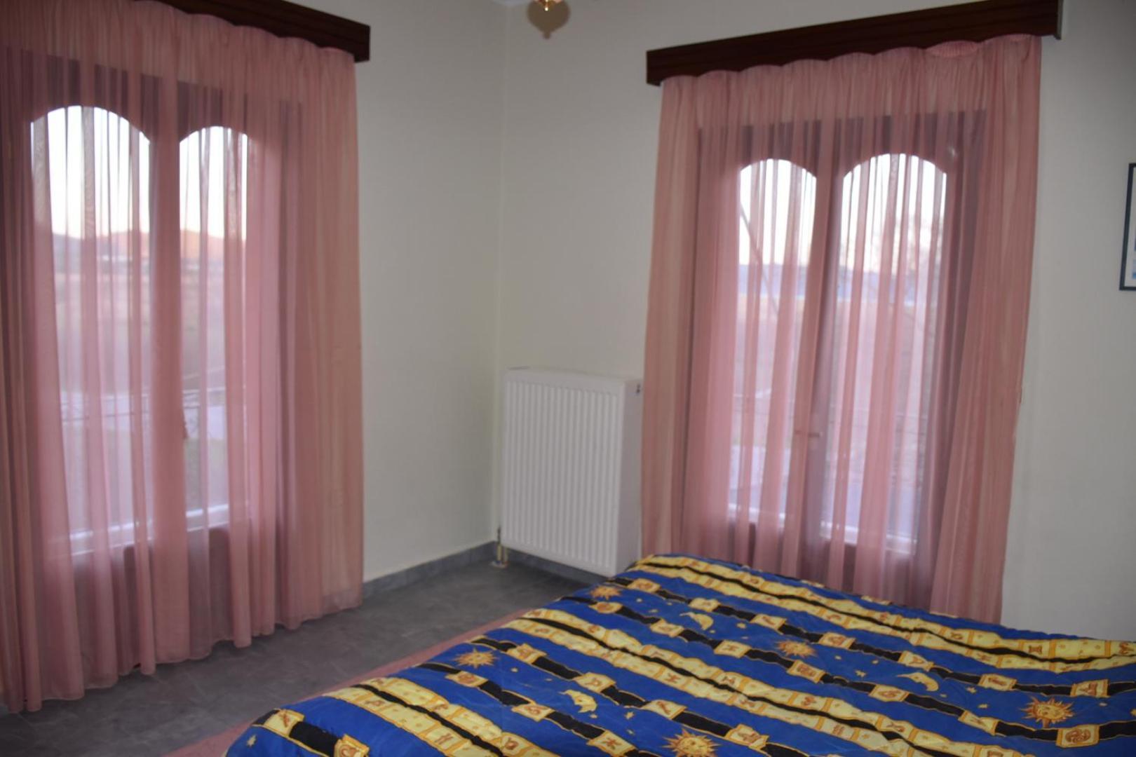 Val's Place Apartment